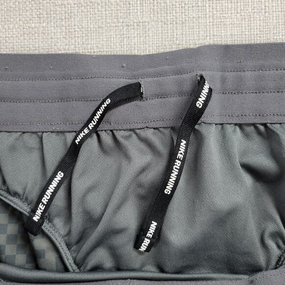 Nike Tempo Runway Lux Dri-FIT Women's M Black Gray Running Athletic Shorts - Picture 8 of 12